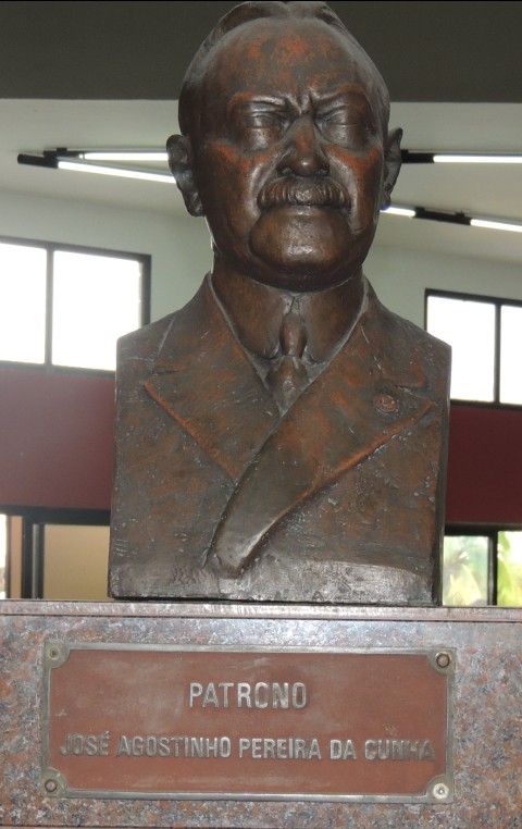 Busto de José Agostinho Pereira da Cunha