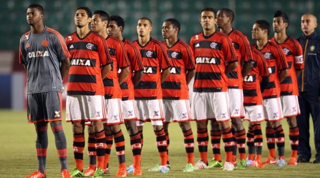 C.R.Flamengo 0 x 1 Nautico (PE) - 05/06/2013 - Campeonato Brasileiro 